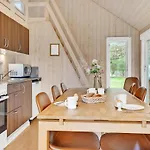 Tatil Evi In With Kitchen